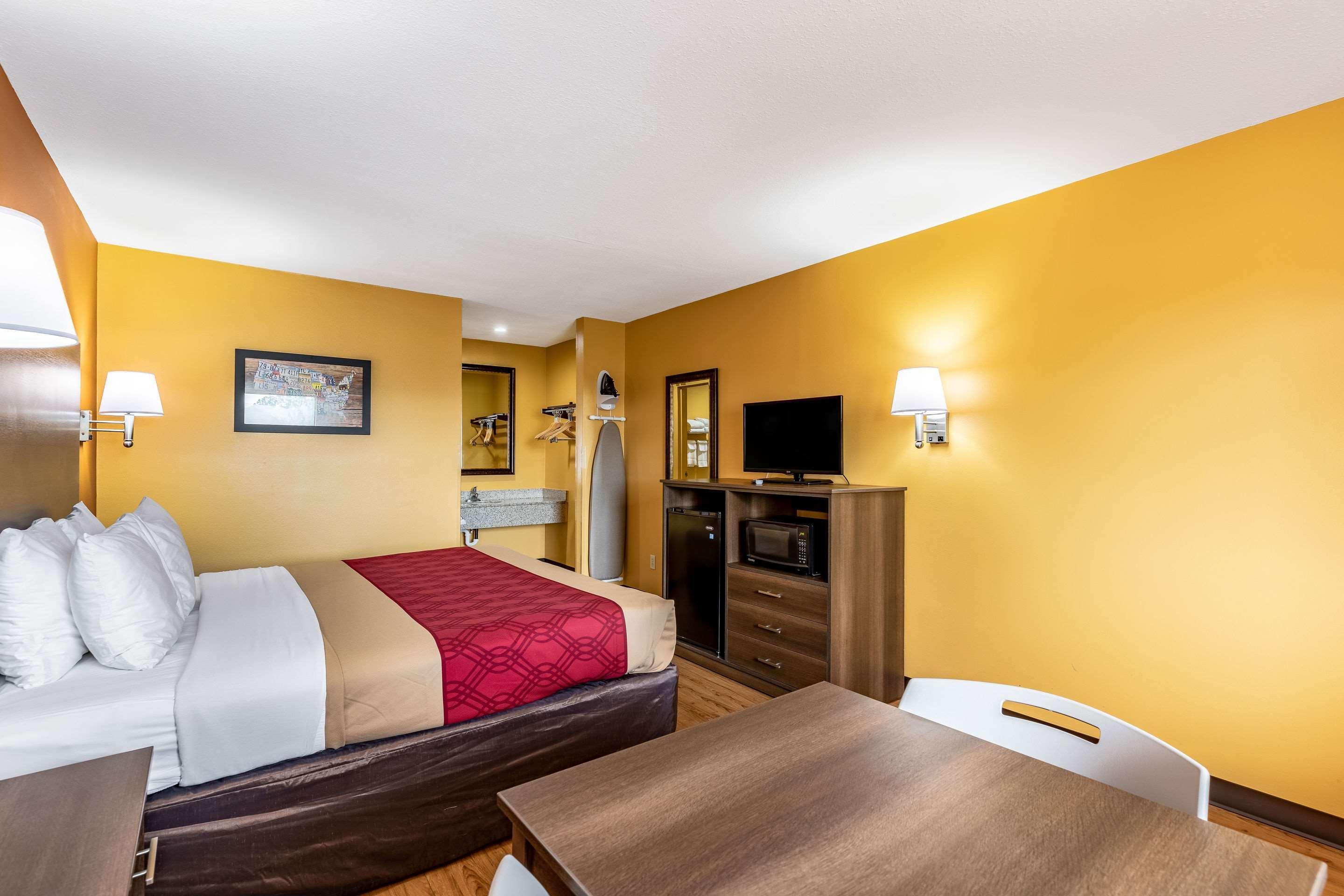 Econo Lodge Kingsland Exteriör bild
